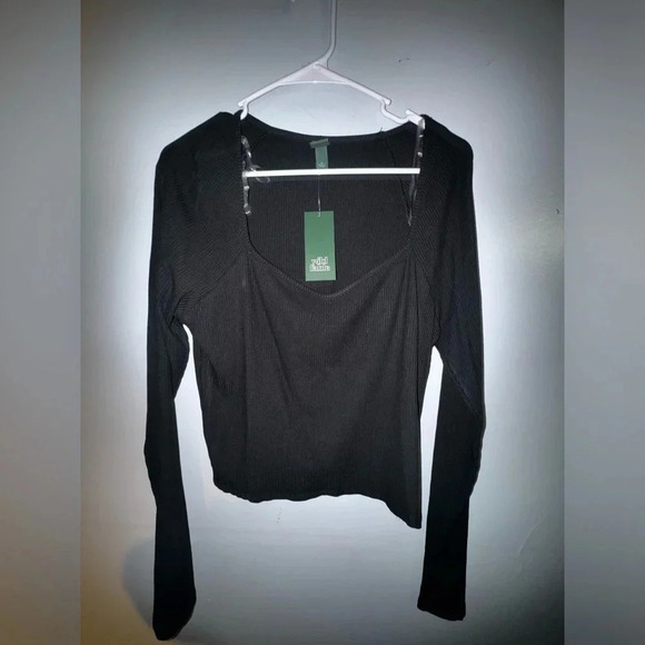 wild fable Tops - NWT‎ Wild Fable Womens Black Long Sleeve Cropped Top size XL